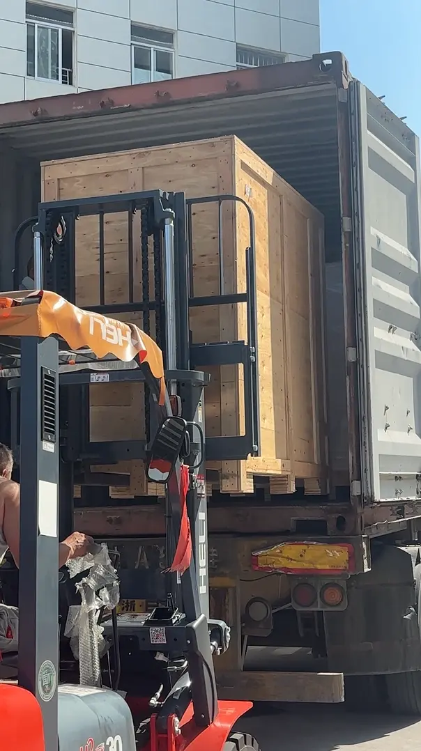 DC 630A Mould Case Circuit Breaker